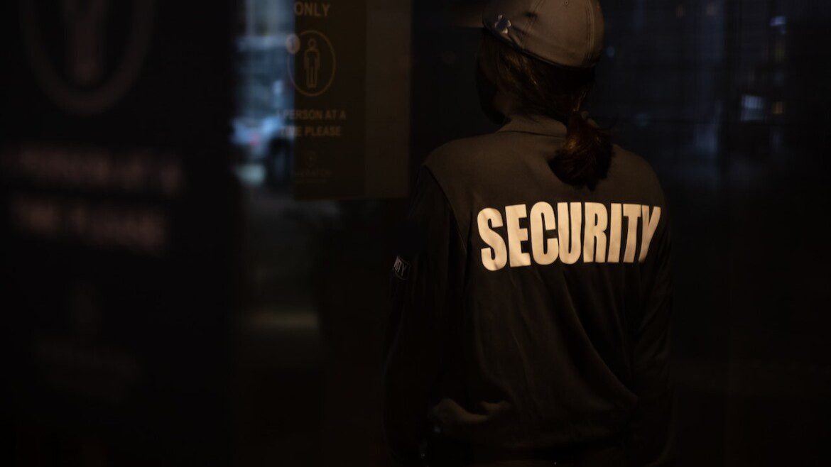 Advantages of Hiring a Security Guard for Apartments or Residential Buildings